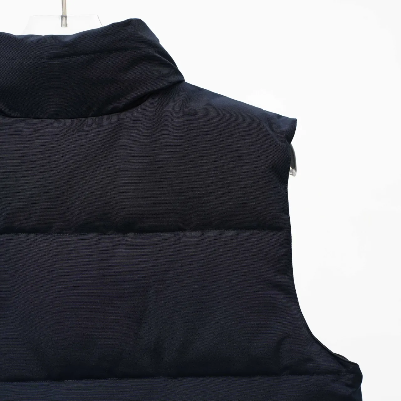 P340 CANADA GOOSE丨Canada Goose slanted pocket stand collar down vest Color: dark blue black label Size: XS-XXL